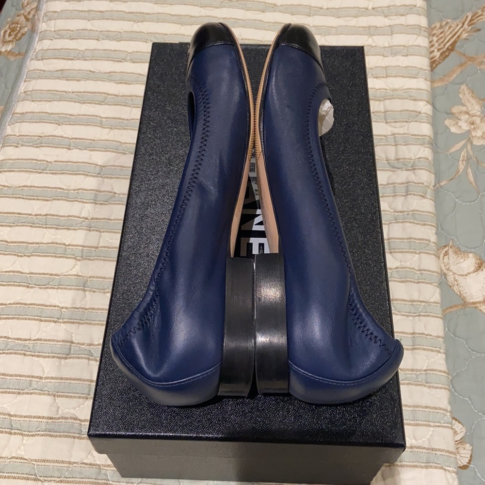 Chanel ballet leather flats - Picture 2 of 7